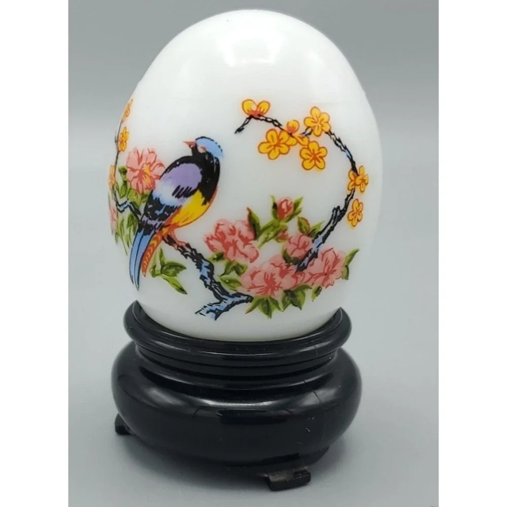 Vtg Avon Oriental Egg Delicate Blossoms Charisma Empty Perfume Bottle and Box‎
